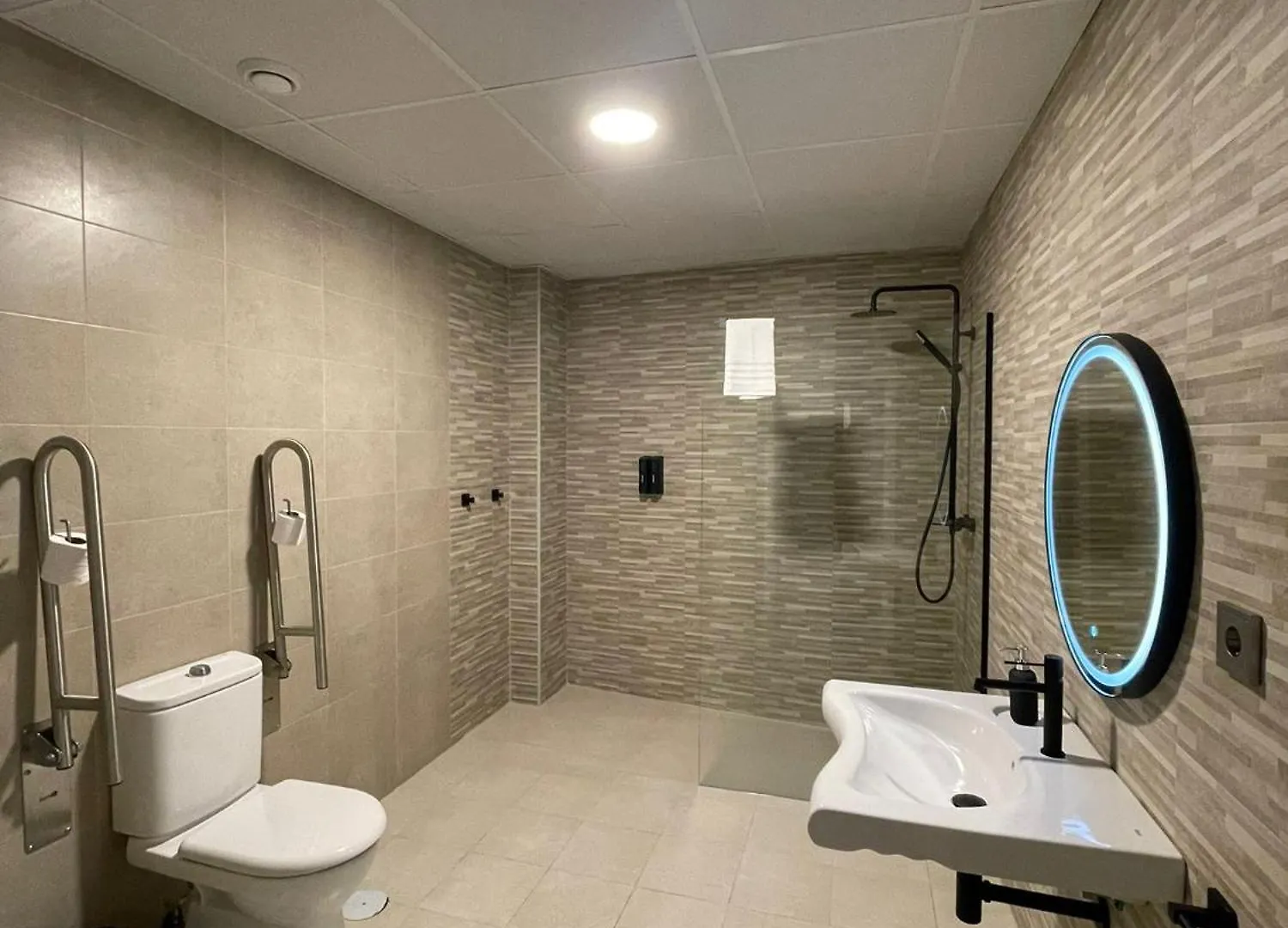 Selecta Marbella Sentire Apartaments فندق