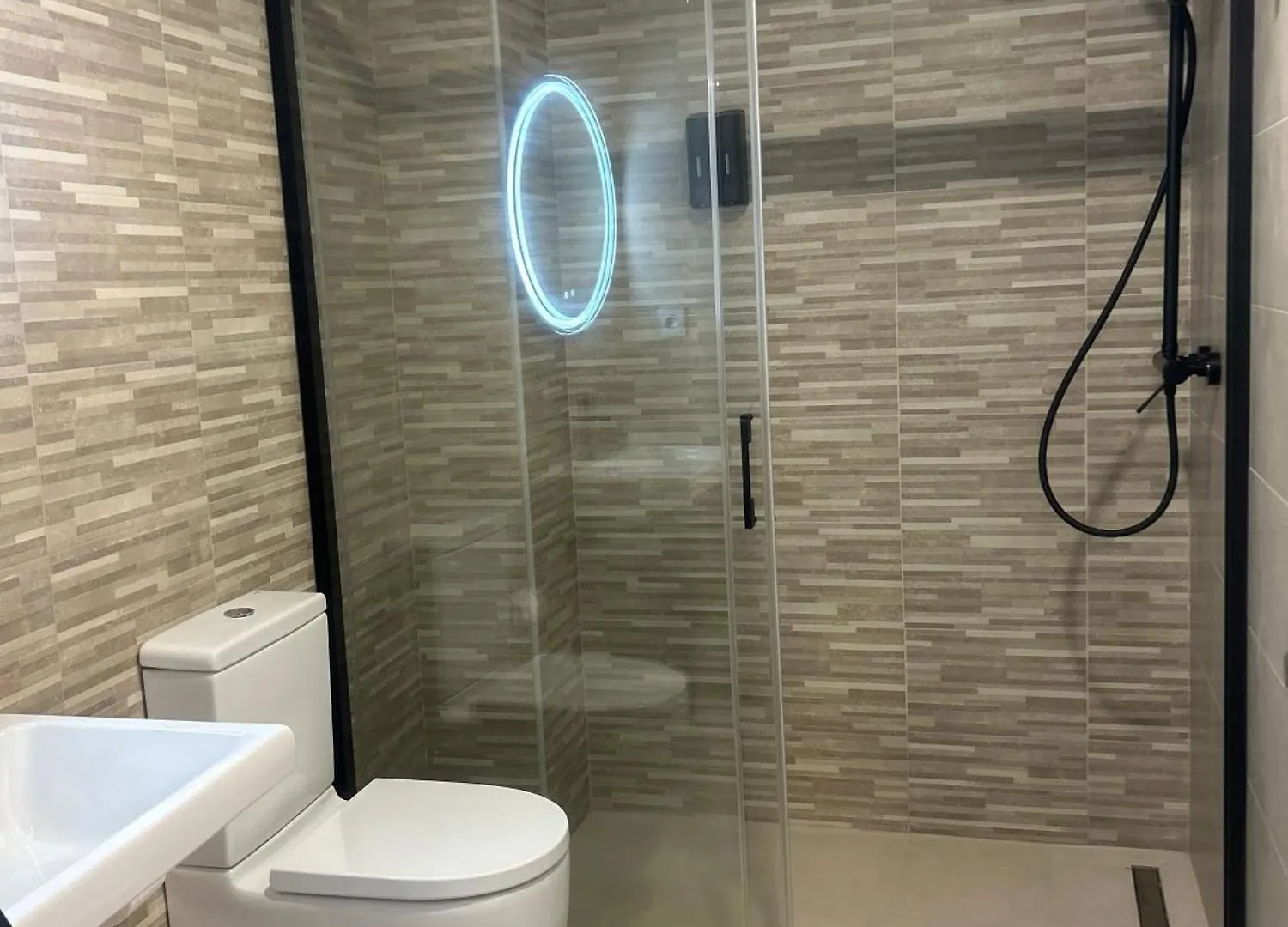 Selecta Marbella Sentire Apartaments فندق